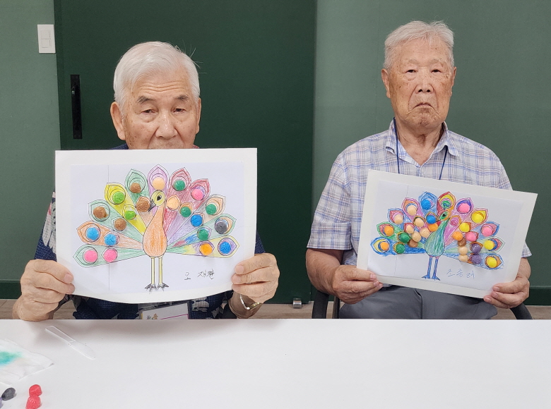 1889939453_9a0DriIR_433237c967517e40713e92397de4e6600d664c9b.jpg 이미지크게보기