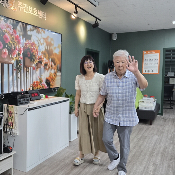 1889939453_gr3lQixZ_2e2d4b98d0e72cd19d6b0cf082a25b8ec6ed716d.jpg 이미지크게보기
