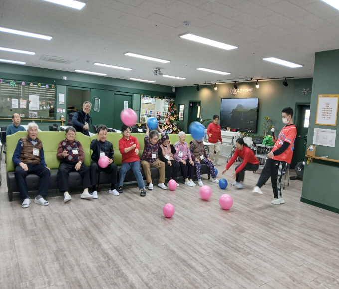1889939453_hoLxW1ef_5e30d84fe5896ec55cb8d57d2dc42cc9e0c93373.jpg 이미지크게보기
