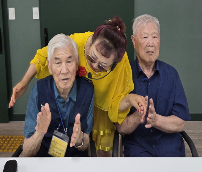1889939453_yMcGHuVA_efbe918dea96b6416b22e5fe6c09b79821a34bd5.jpg 이미지크게보기