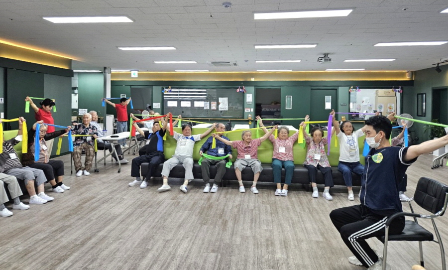 1949055918_1bxtDAXn_2e05761c6b4b28d446c384c9ed126f0f830646ed.jpg 이미지크게보기